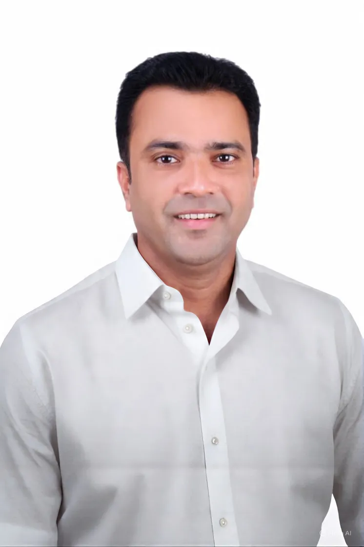 Mr. Ganesh S. Mondkar 's photo